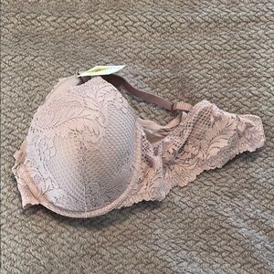 Le Mystere Tan Lace Bra Molded Cup Intimates NWT